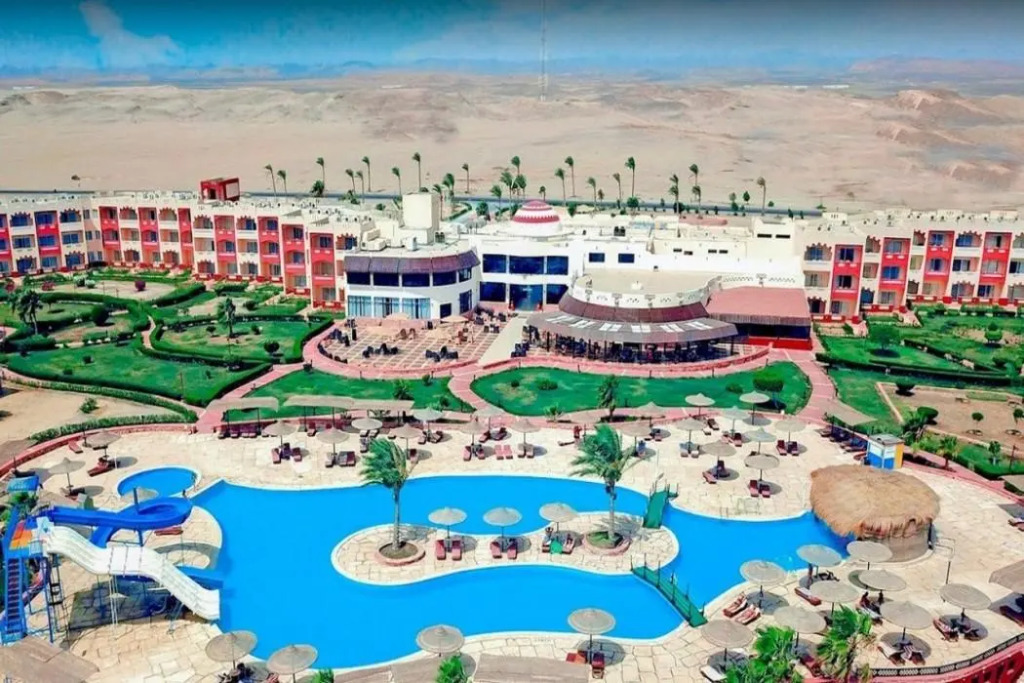 Курортный отель Bliss Nada Beach Resort
