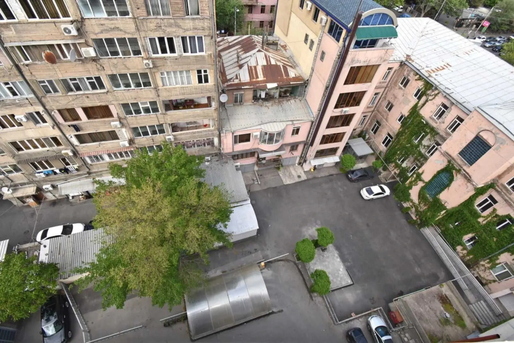 Квартира 3-комн. на проспекте Маштоца, рядом с Оперным театром, MA331