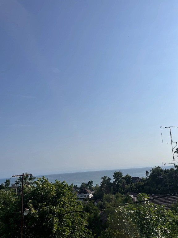 Частный дом 2 этажа, с балконом красивый вид на море