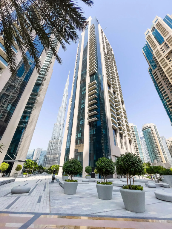Апартаменты Уютные 1Bdr апартаменты в Downtown