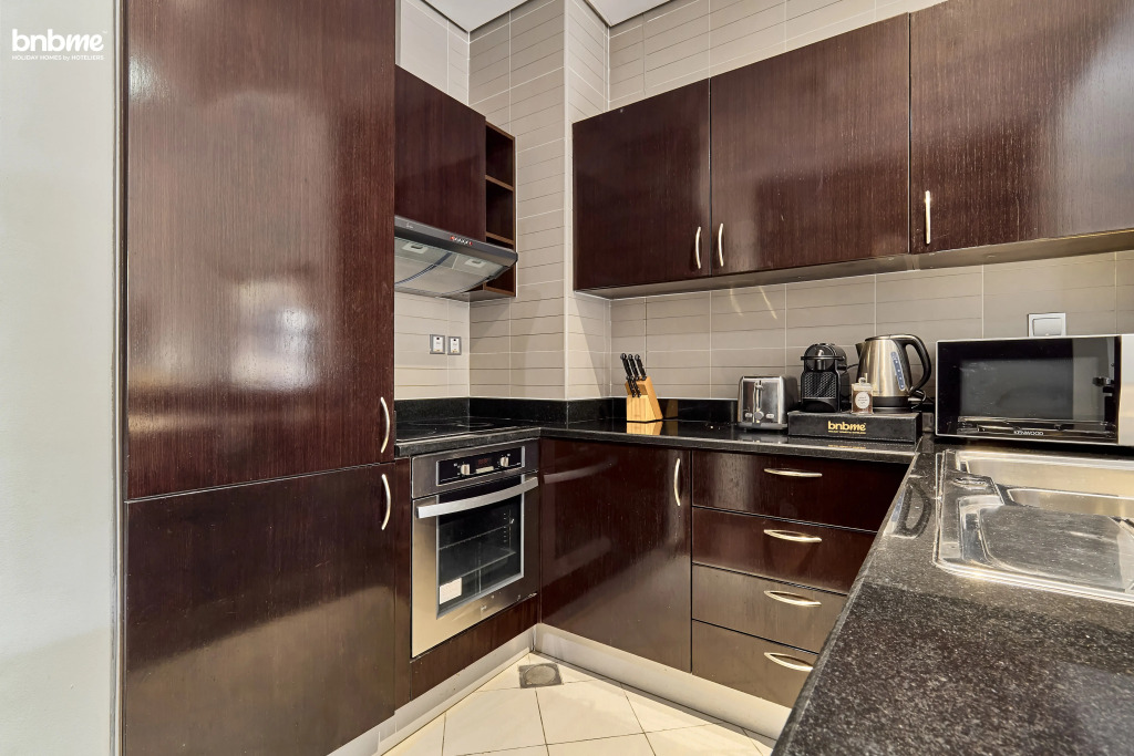 Апартаменты Bnbmehomes, Peaceful and Cozy 1BR with Private Terrace G17