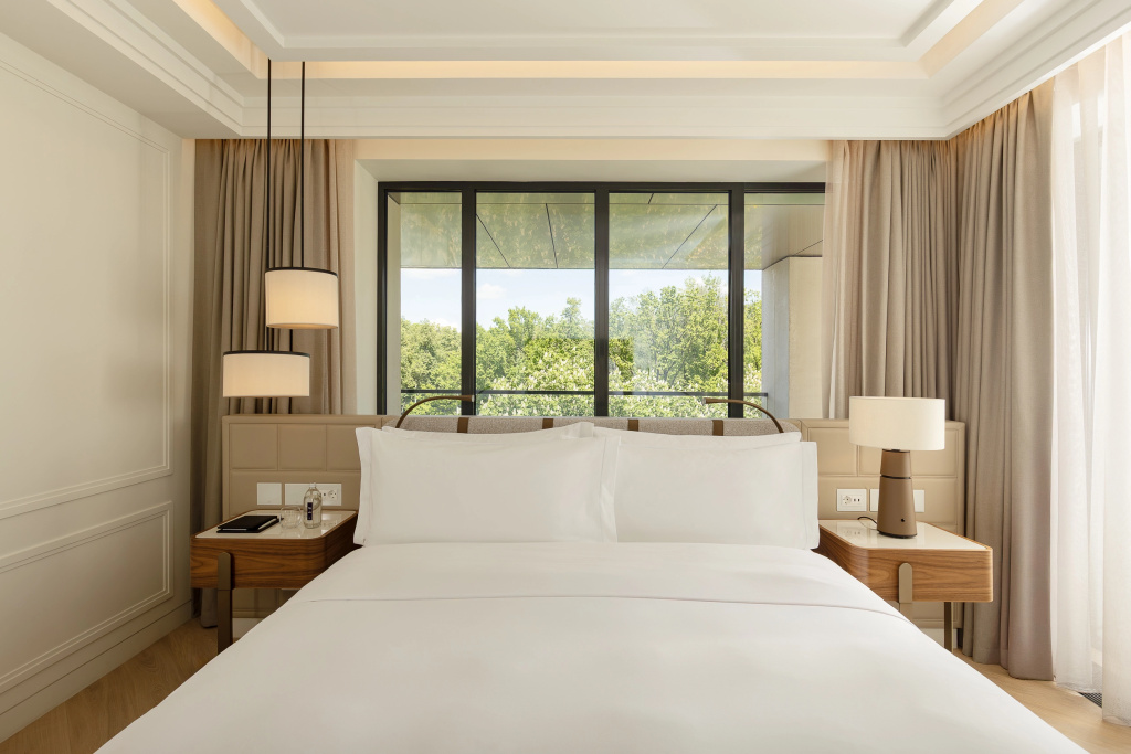 Отель Waldorf Astoria Minsk