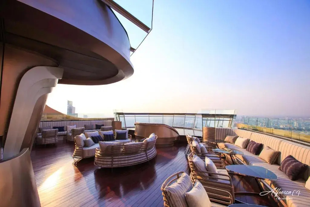 Tower Club at lebua