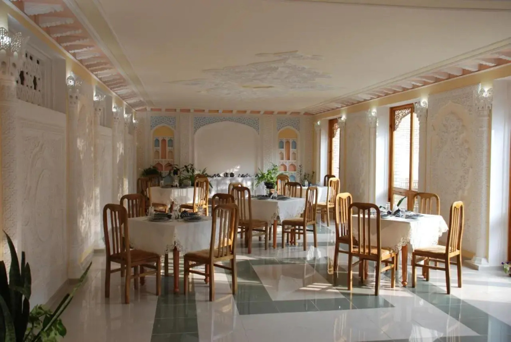 Отель Caravan Serail