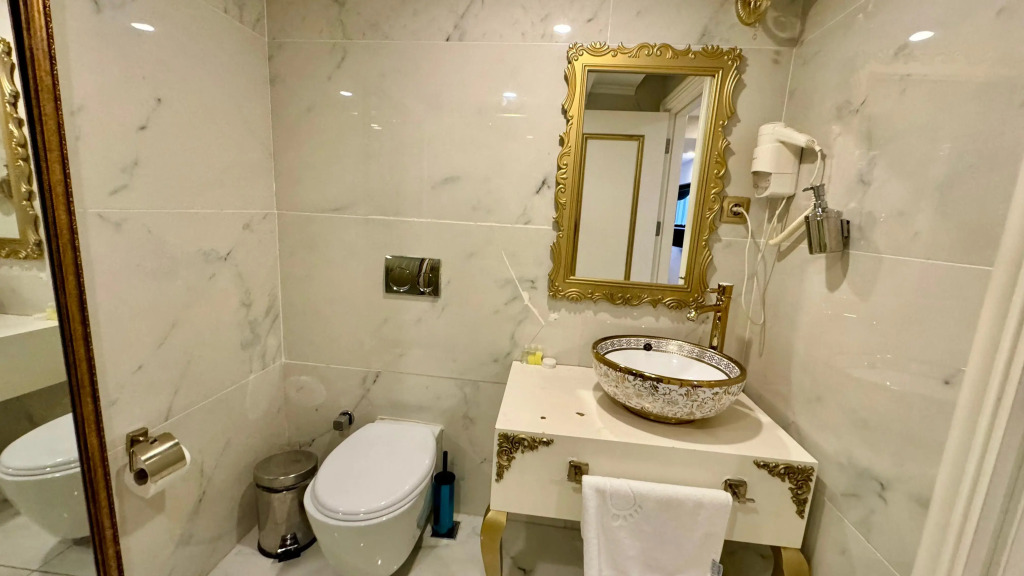 Blue Pera İstanbul Hotel