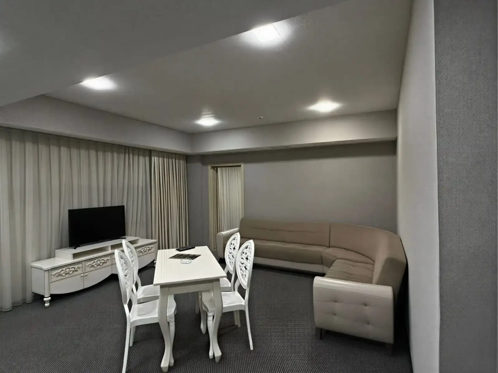 Continent Hotel