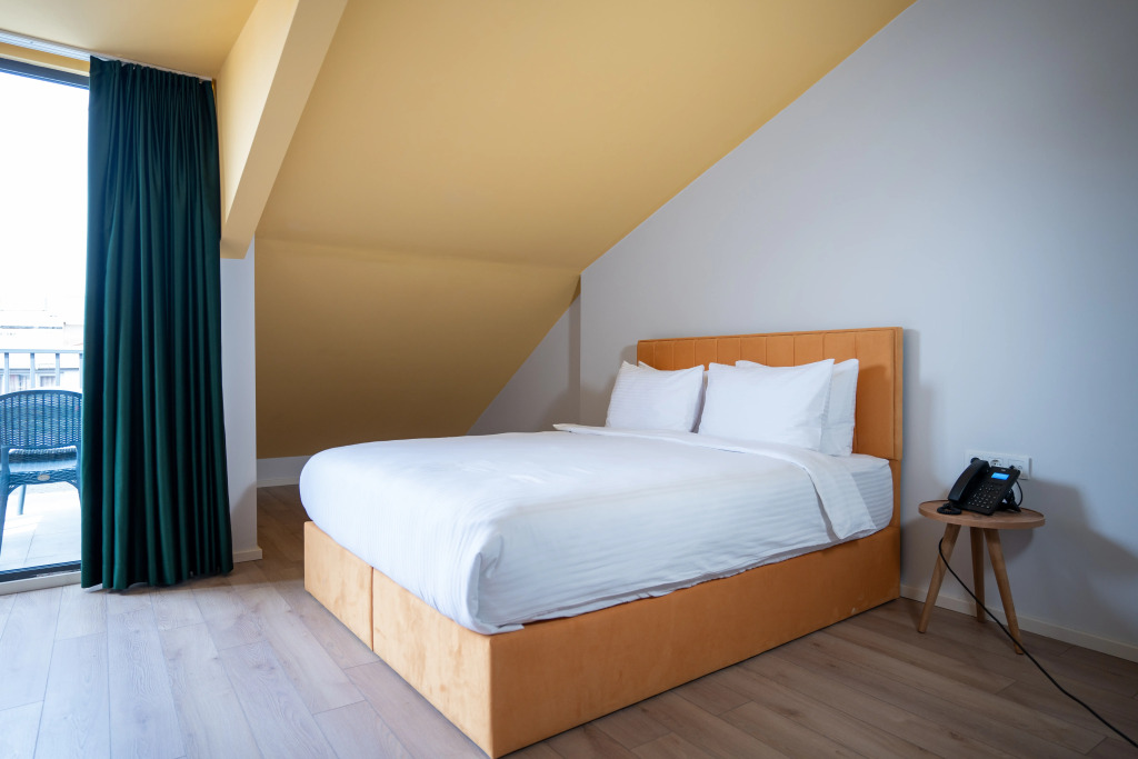 Bird Nest Suites