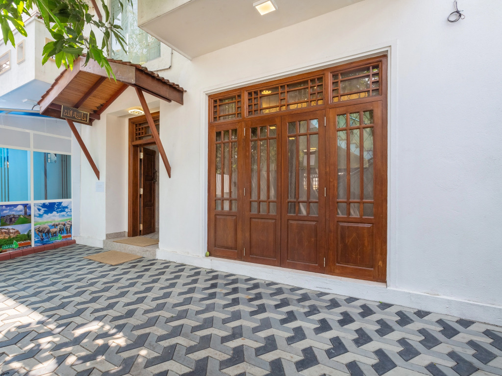 Отель Yoho Villa Safari Colombo