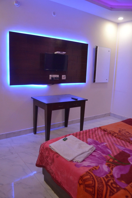 Отель Jyoti Continental Agra