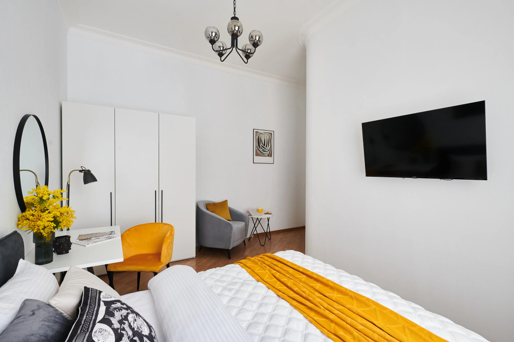 Квартира GM Apartments Яркая Трехкомнатная у Красной Площади