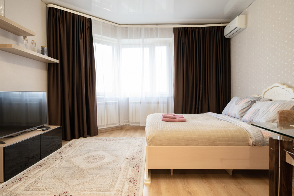 Квартира Righ Room двухкомнатная на Фомушина 6