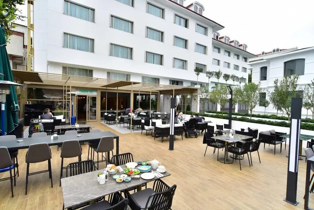 Sura Luxury Milion & Spa