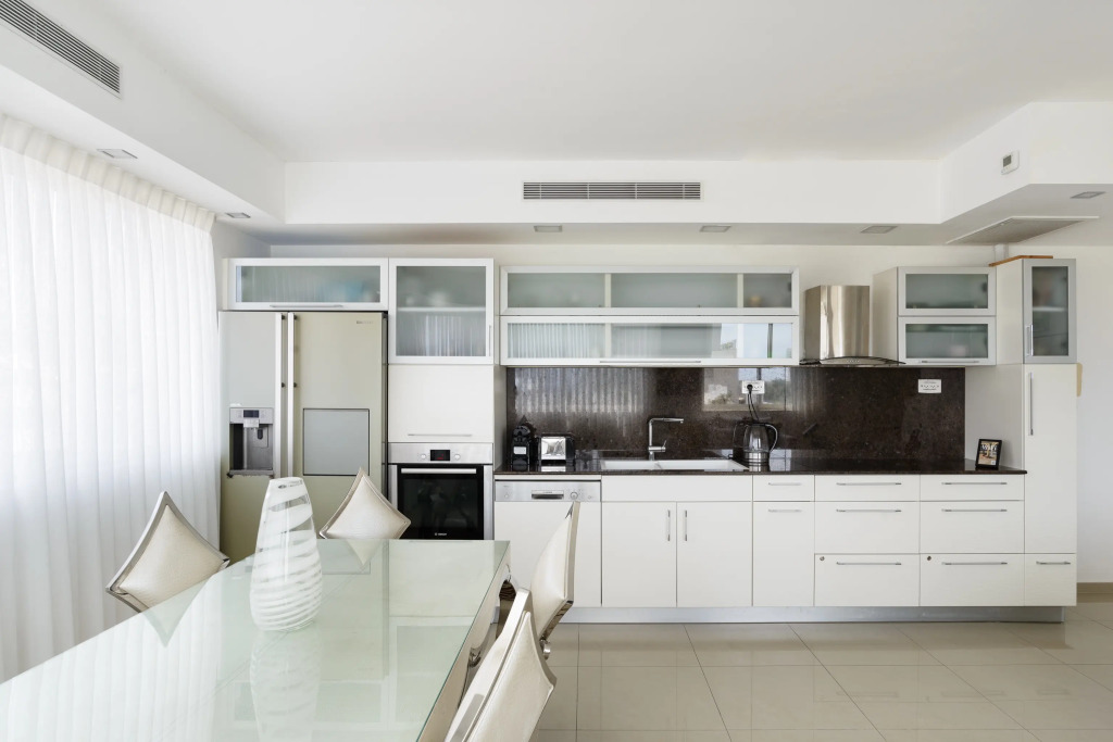 Апартаменты Penthouse with Panoramic View by FeelHome