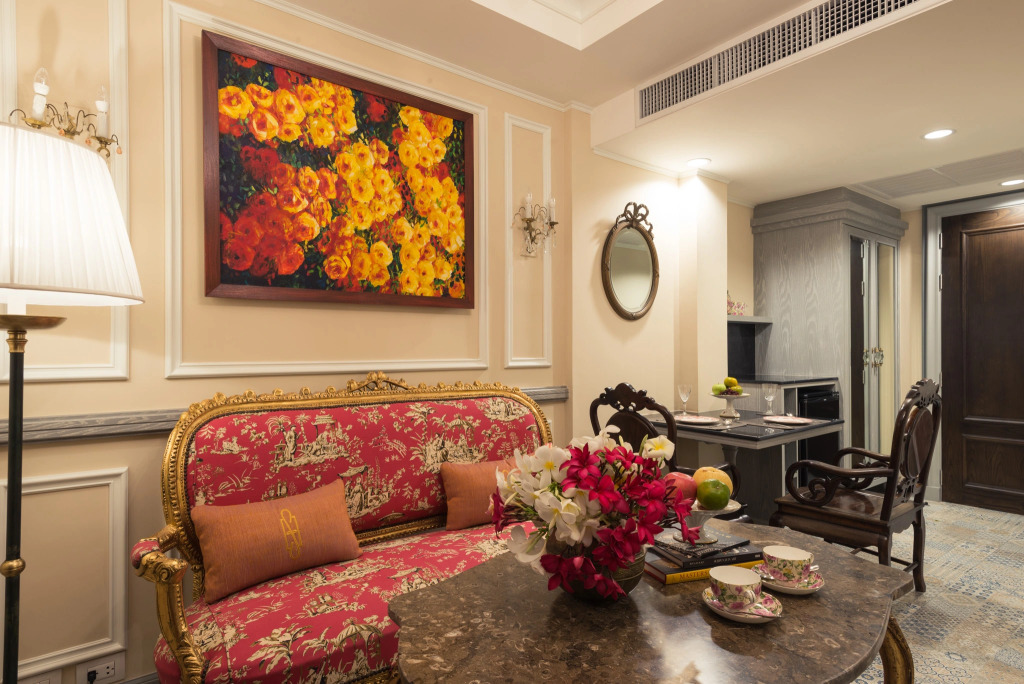 Saras Hotel