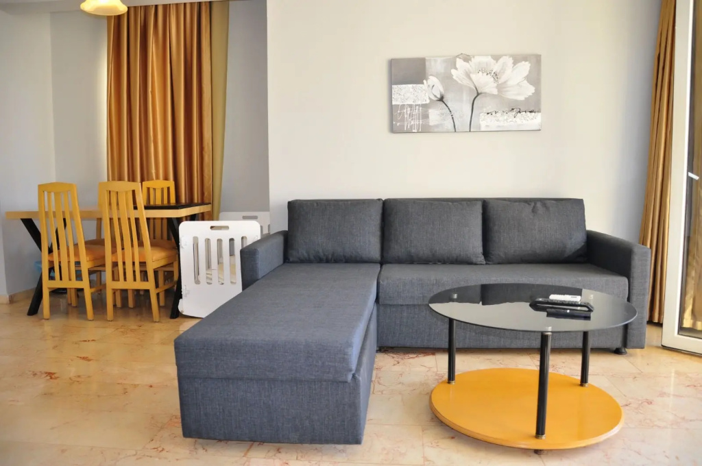 07 Group Hotel