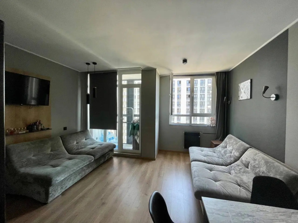 Na Enshteyna 2 Flat