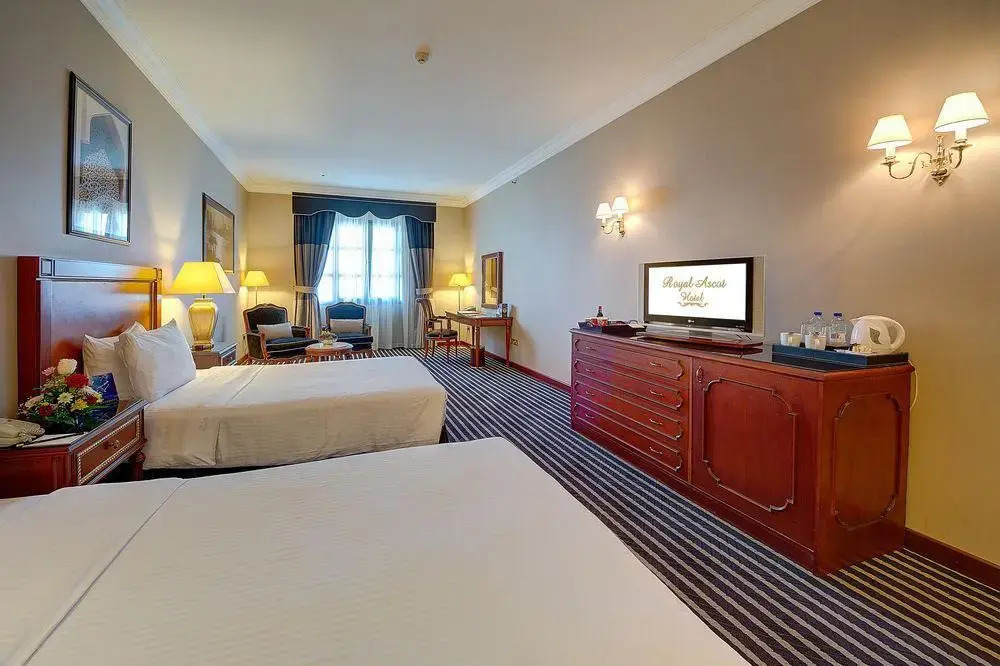 Ascot Hotel
