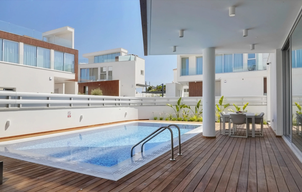 Вилла Sunrise Residences 1