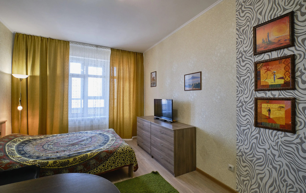 Апартаменты на Союзном пр 4 - Apartment on Soyuznyy prospekt 4