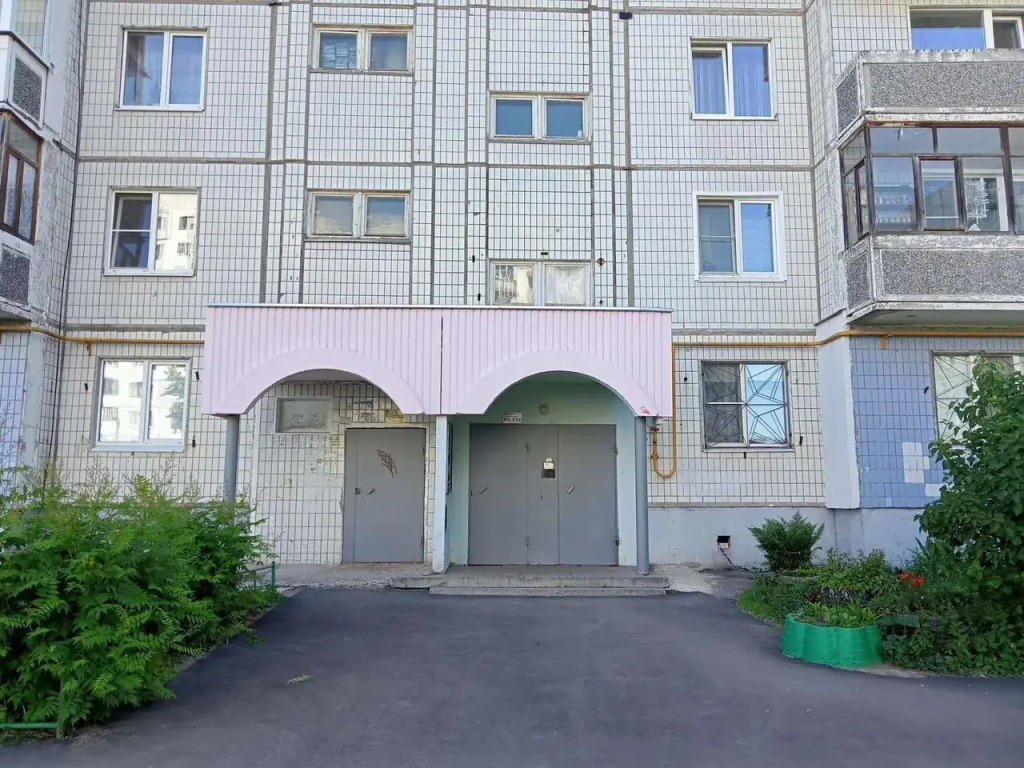 Квартира на улице Строителей 1/4