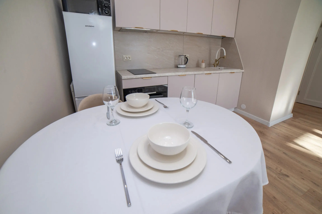 Квартира Евро 2К BeGuest с балконом на Шаумяна 28