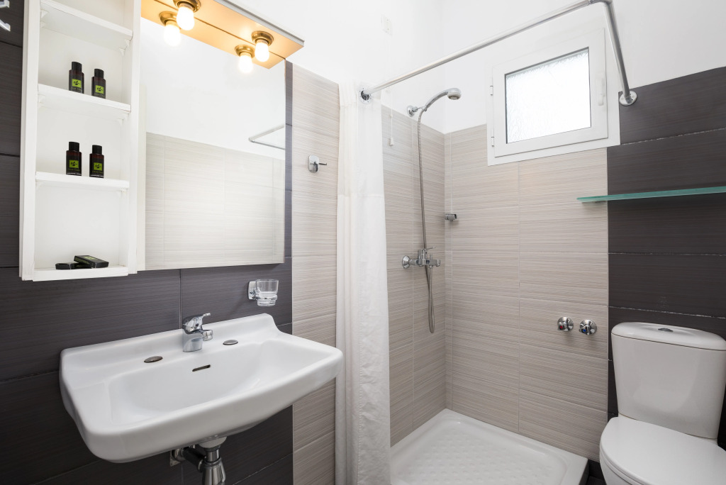 Отель Bella Vista Beach Hotel And Studios- Corfu Benitses