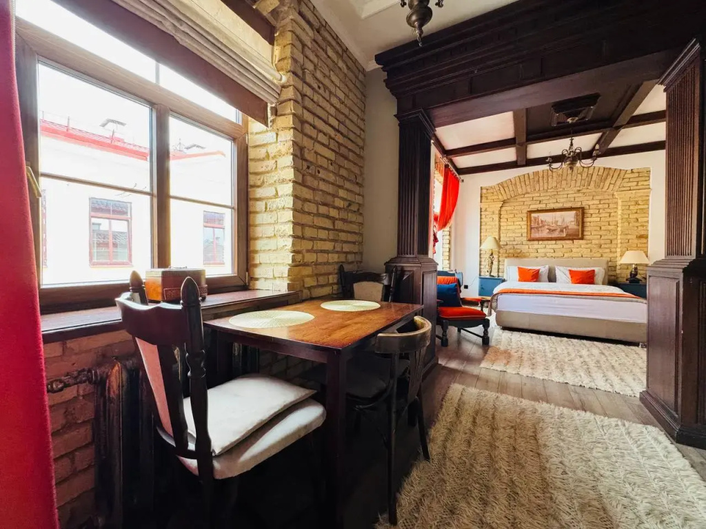 Vintage Studiya Apartments