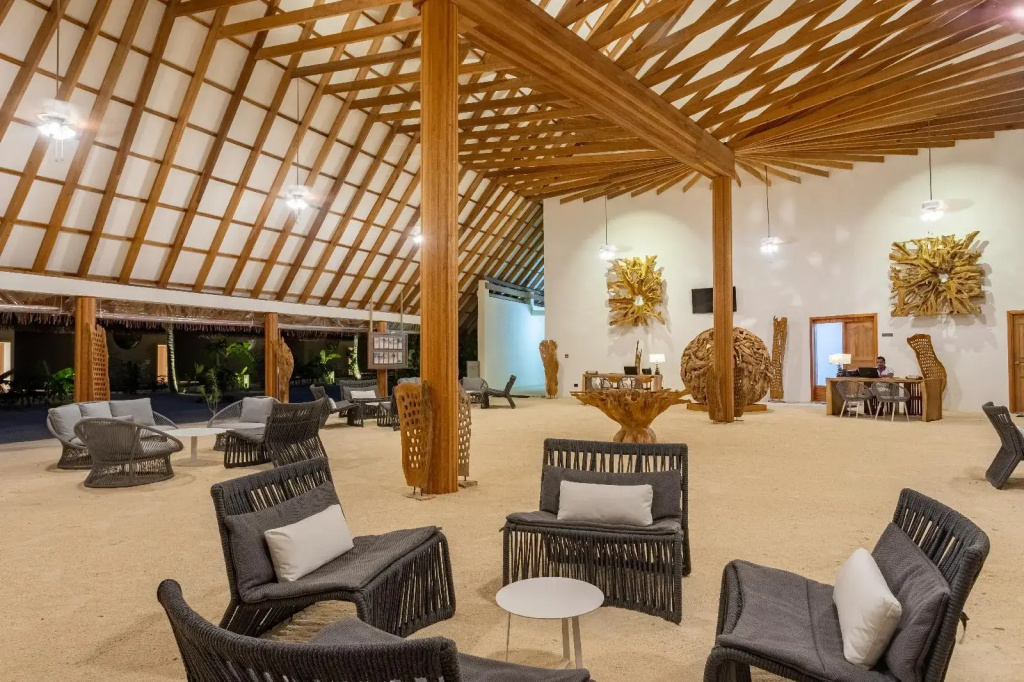 Отель Cinnamon Velifushi Maldives