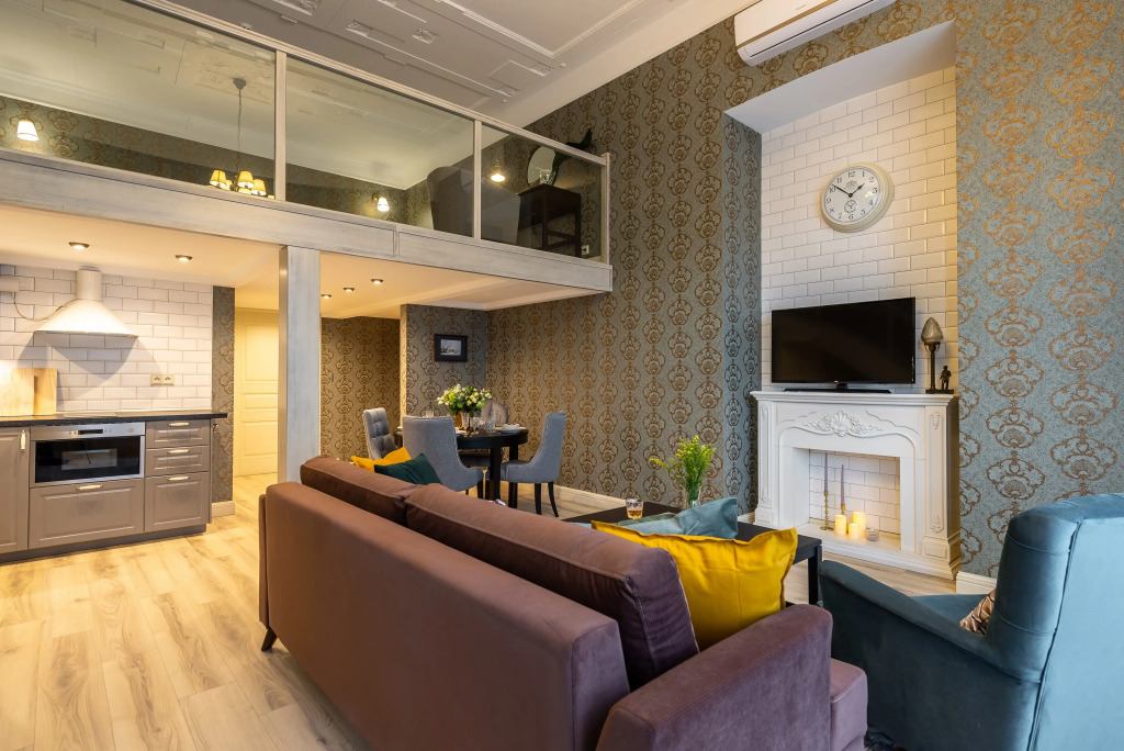 Апартаменты D apartments Двухуровневая студия Гигантские окна потолки 4,2 м