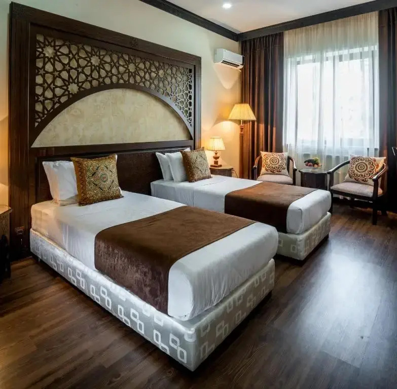 Orient Star Hotel