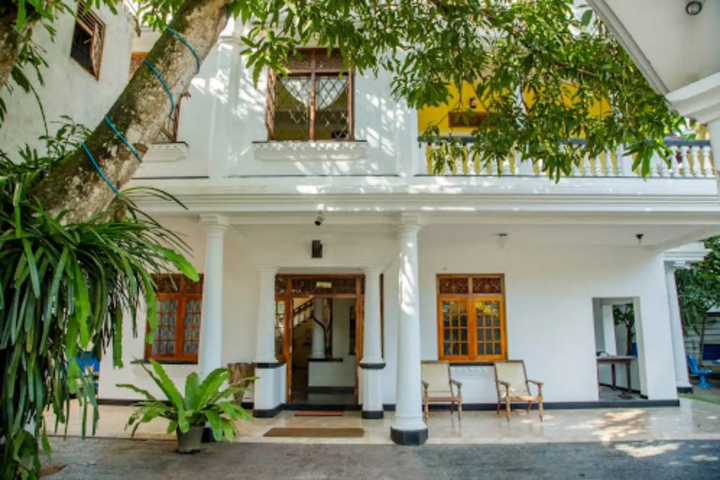 Blue Swan Inn