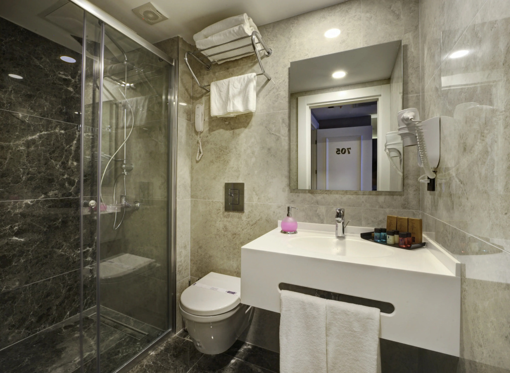 Dora Pera Hotel