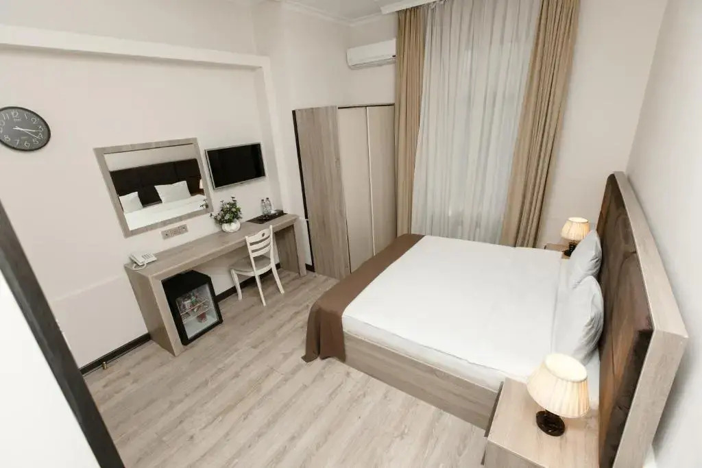 Deluxe Boutique Hotel