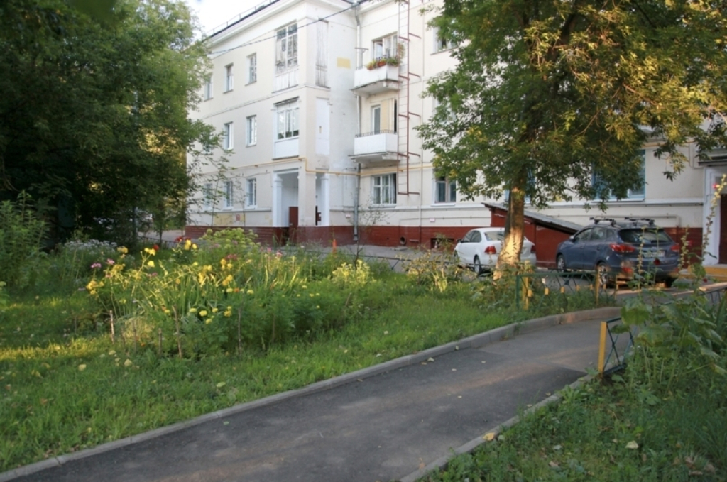 Апартаменты 2 on Skhodnenskaya 11