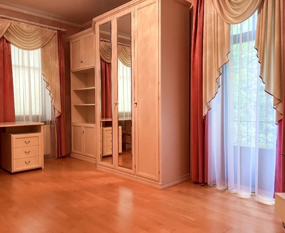 Квартира на Огарёва 32