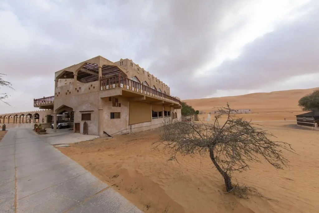 Thousand Nights - Ash Sharqiyah Sands