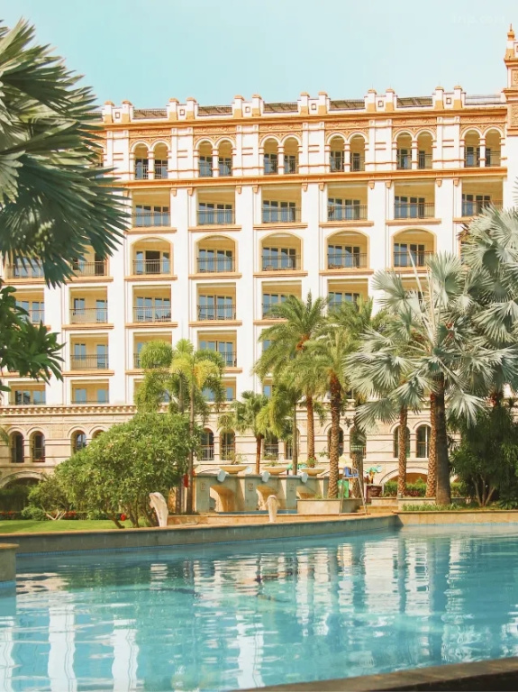 Crowne Plaza Resort Sanya Bay by IHG