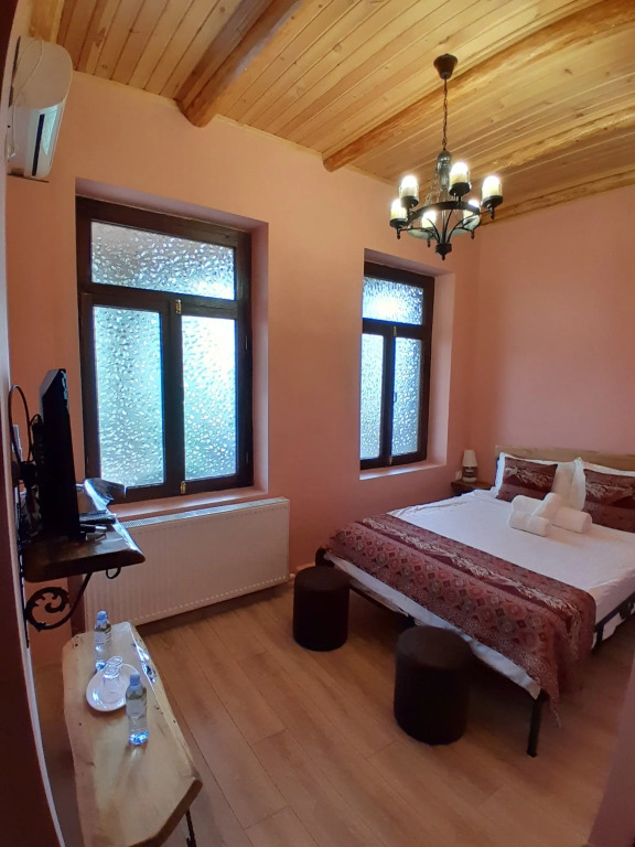 Бутик-отель Château Fort de Manavi, Boutique Hotel