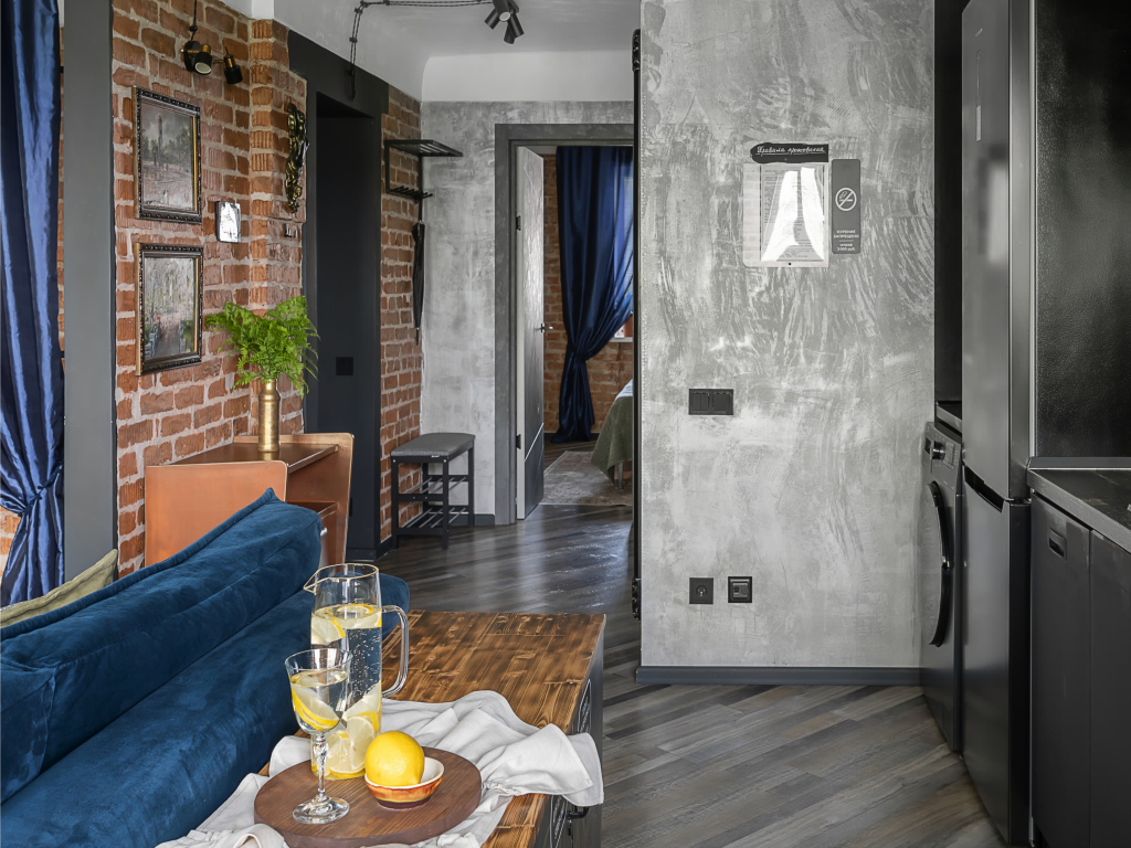 Квартира Двухкомнатная в Стиле Loft с Видом на Бухту Золотой Рог
