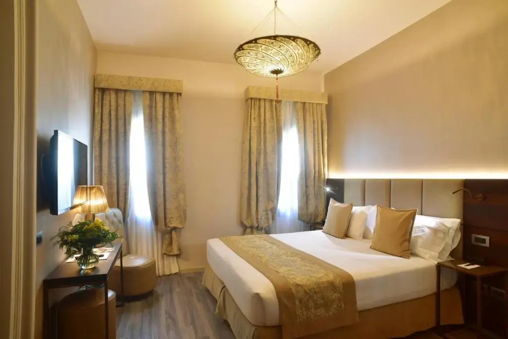 Aquarius Hotel