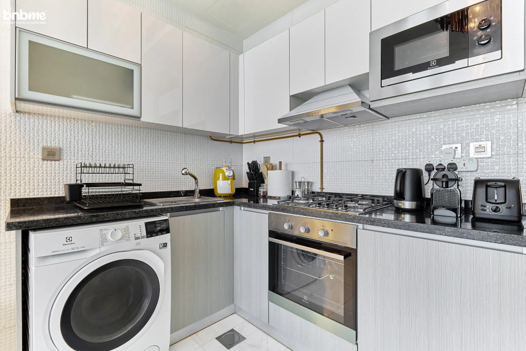 Апартаменты Bnbmehomes Chic Apt Ideal for Corporate Stays-1316