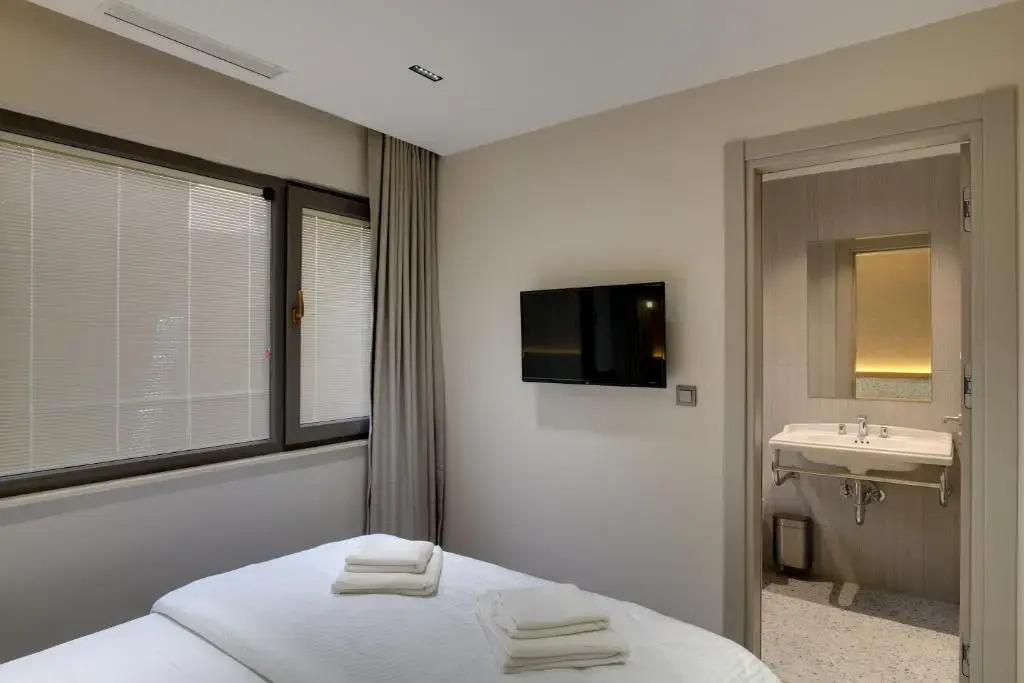 Отель 21 Rooms Hotel