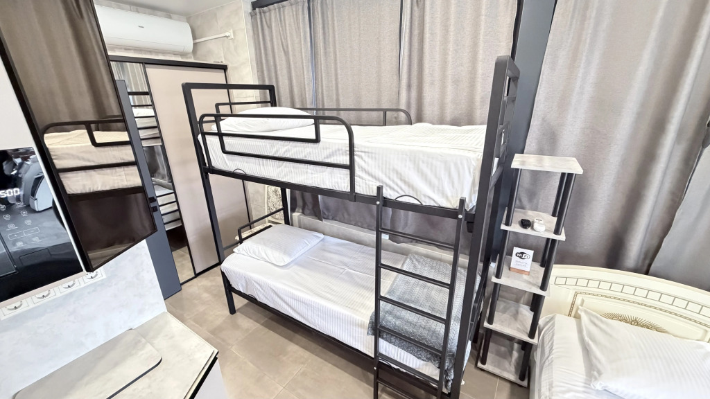Меблированные комнаты BoxHouse