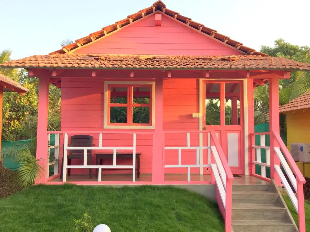 Отель Morjim Queen Beach Resort