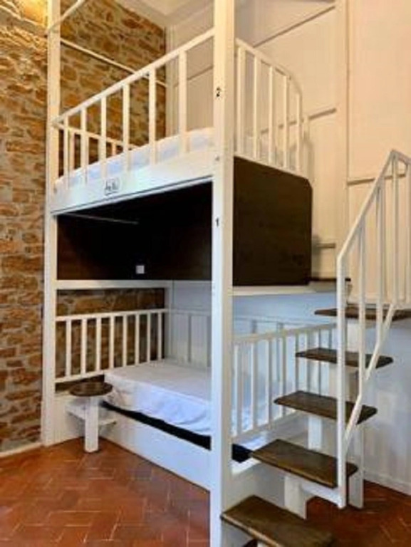 Хостел New Generation Hostel Bucharest Center