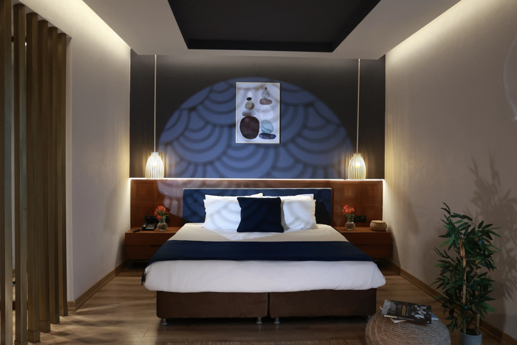 Revia Square Hotel