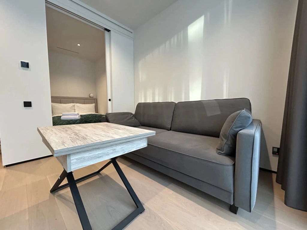 Dikkens Ot Nome24 Flat