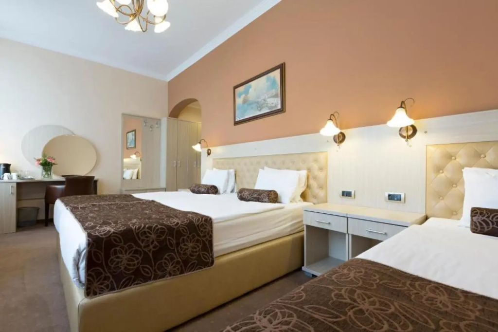 Belgrade City Hotel