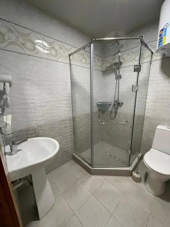 Отель Baraka Hotel (Барака)