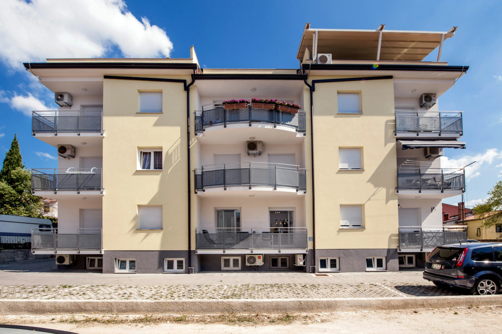 Апартаменты Stunning close to the Beach & Old Town